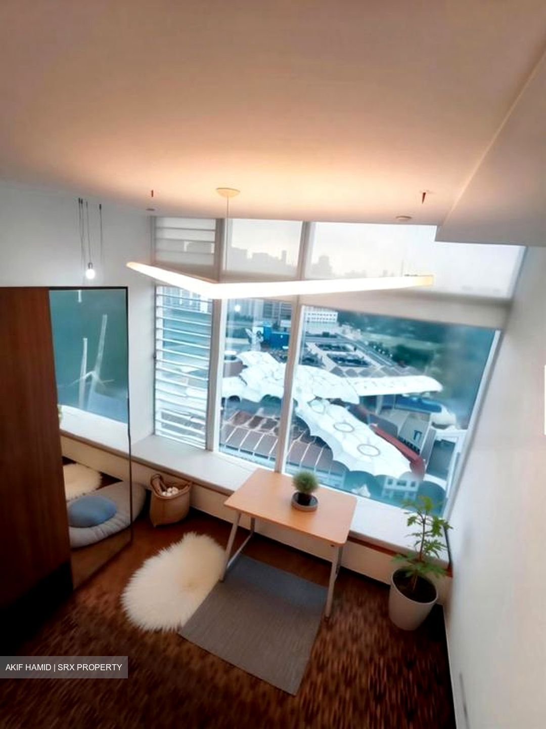 The Central (D1), Office #526753491